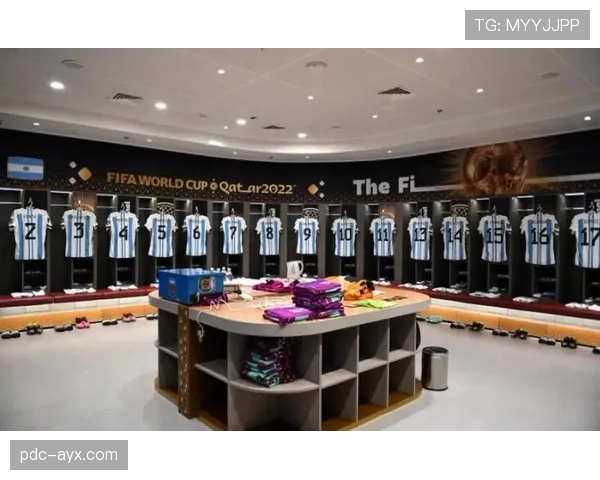 斯卡洛尼重塑更衣室文化,团结与信任铸就阿根廷队稳健表现 斯卡洛尼重塑更衣室文化,团结与信任铸就阿根廷队稳健表现