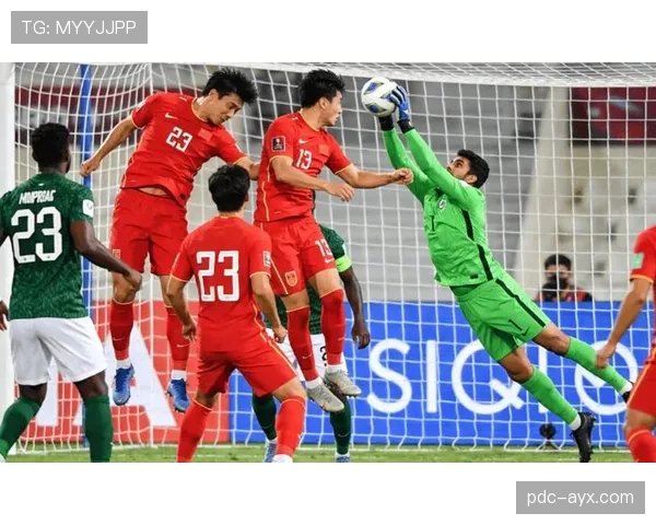 球迷论坛热议话题:近期赛事表现与球队战术调整引关注 球迷论坛热议话题:近期赛事表现与球队战术调整引关注